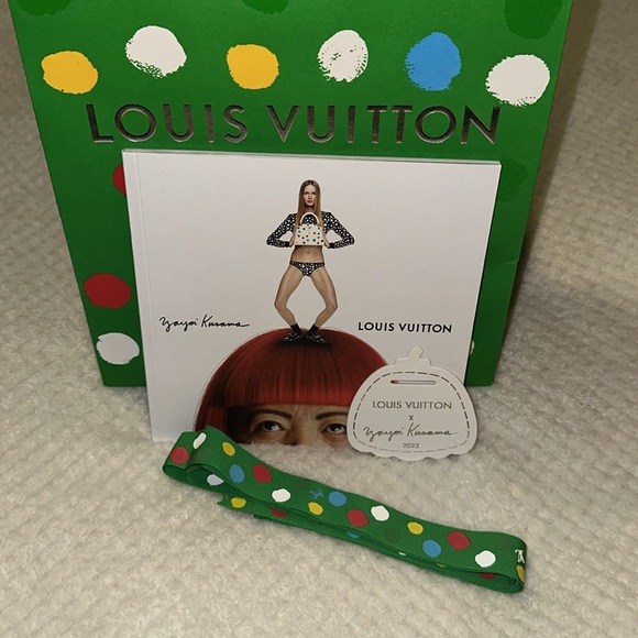 Louis Vuitton Yayoi Kusama bag, ribbon, book, and hang tag bundle - Picture 3 of 7